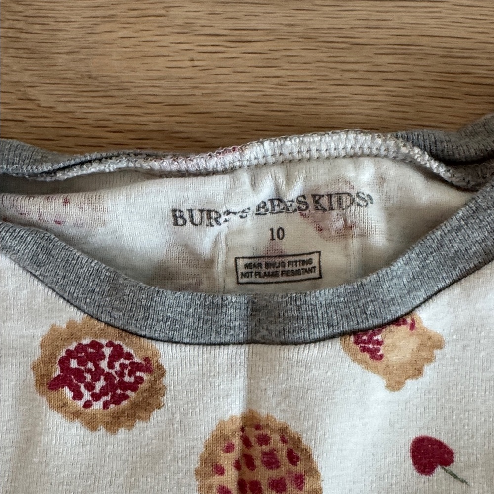 Lot Bundle  Burt's Bees PJs Cream and Tan Kids Pajama Set Trio Prints Size 10 - Picture 4 of 6